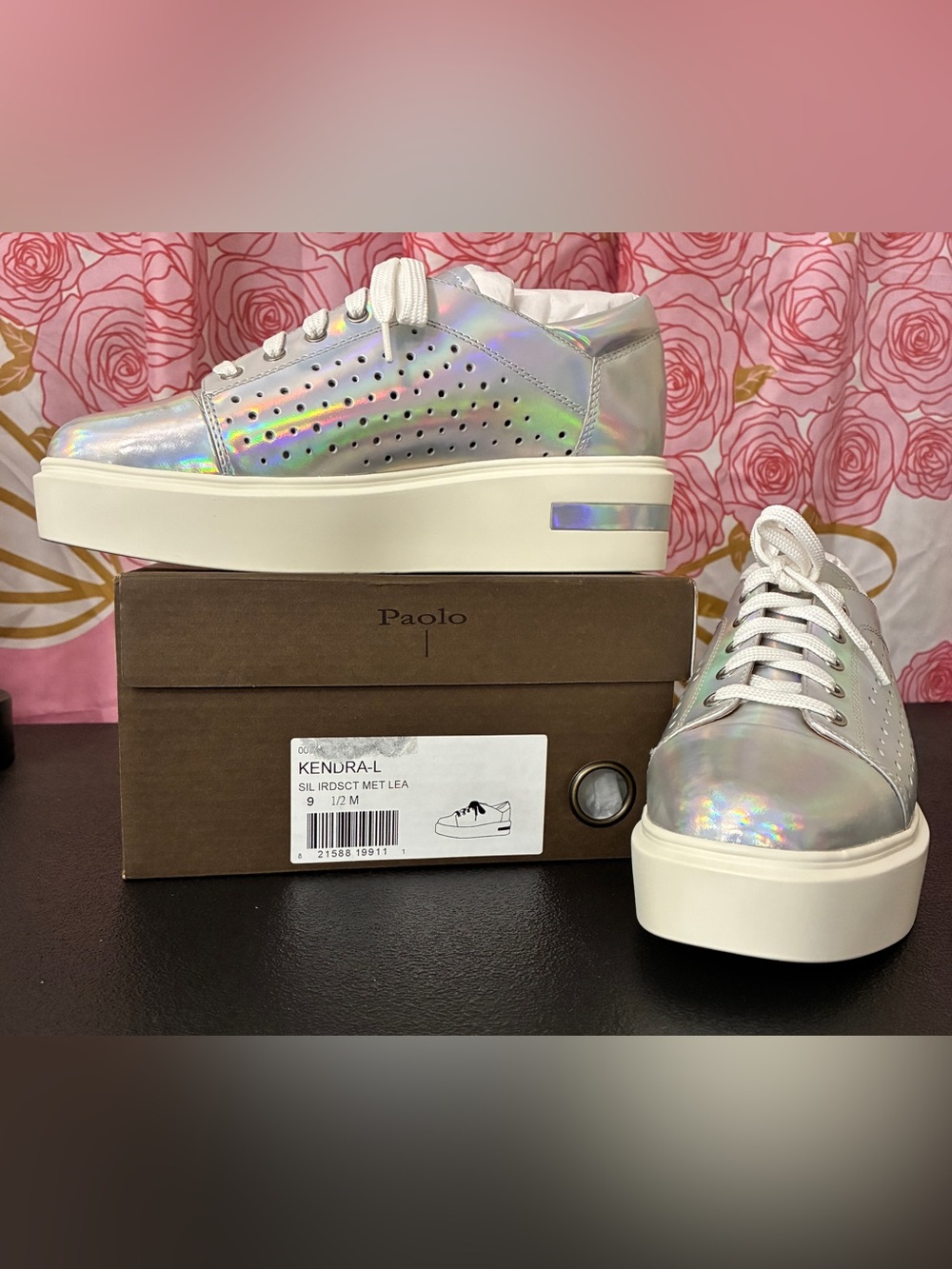 Linea Paolo Kendra-L Iridescent Silver Platform Sneakers